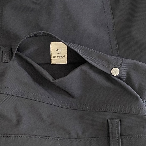 NWOT Vuori Black Meta Pant Classic Fit Size 34x32 - Picture 9 of 12